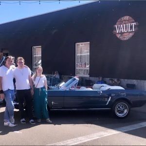 Meet your Posher, Tom